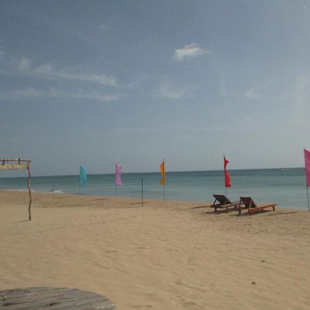 Uppuveli Beach House Trikunamalaja Zewnętrze zdjęcie